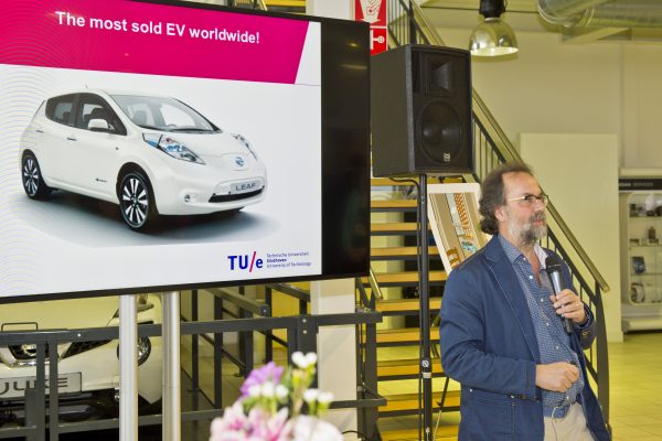 EV-professor Maarten Steinbuch presenteert